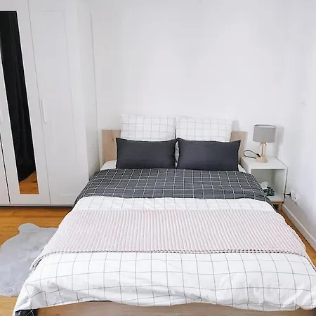 Appartement 30m² Modern Studio ， Near The Arc De Triomphe Parijs